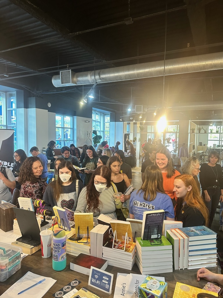 Crowd of people at the Book Fair